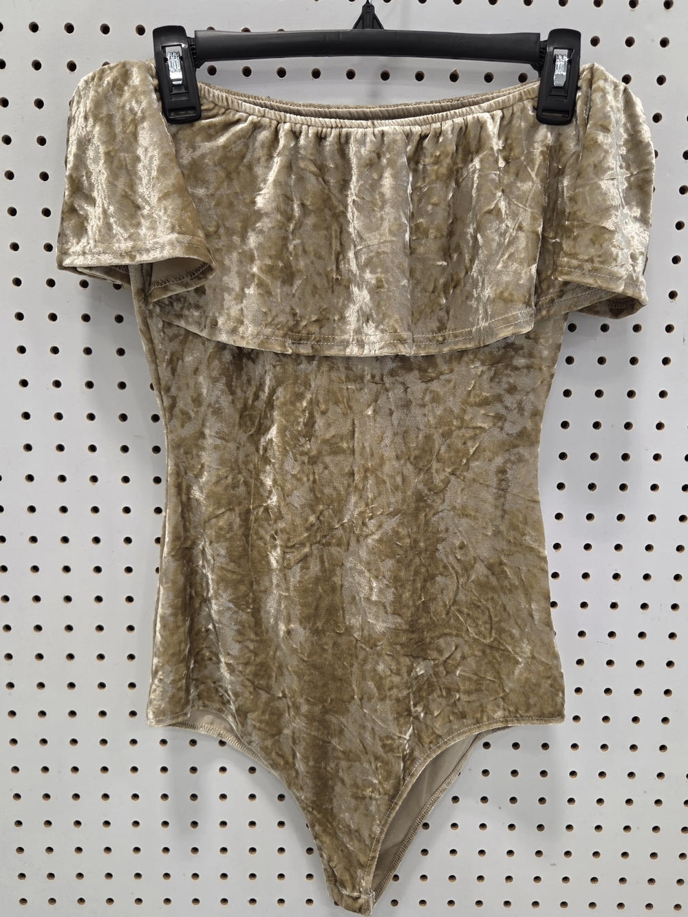 Wild Honey Off-Shoulder Crushed Velvet Bodysuit in Taupe